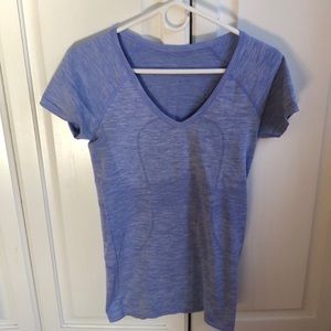 Lulu lemon swiftly top v neck